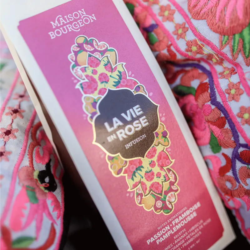 La Vie en Rose herbal tea