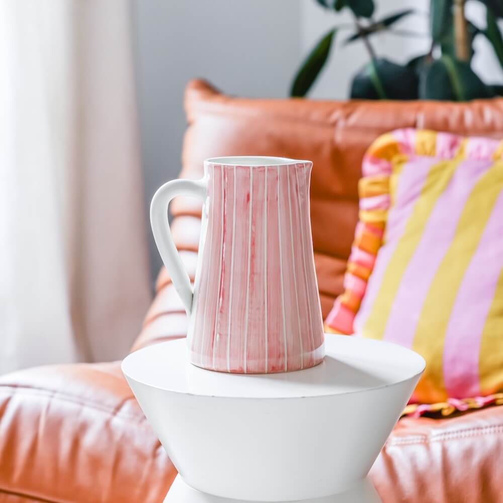 Pichet céramique rayé