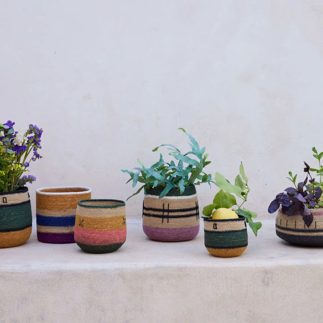 Panier-cache-pot violet/bleu/ocre (M)