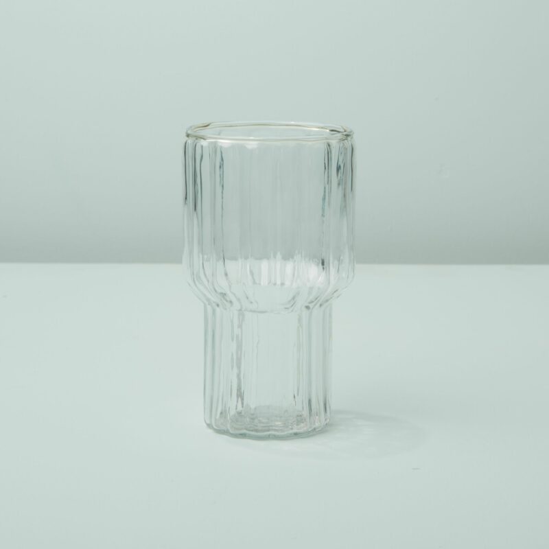 Verre rainuré empilable