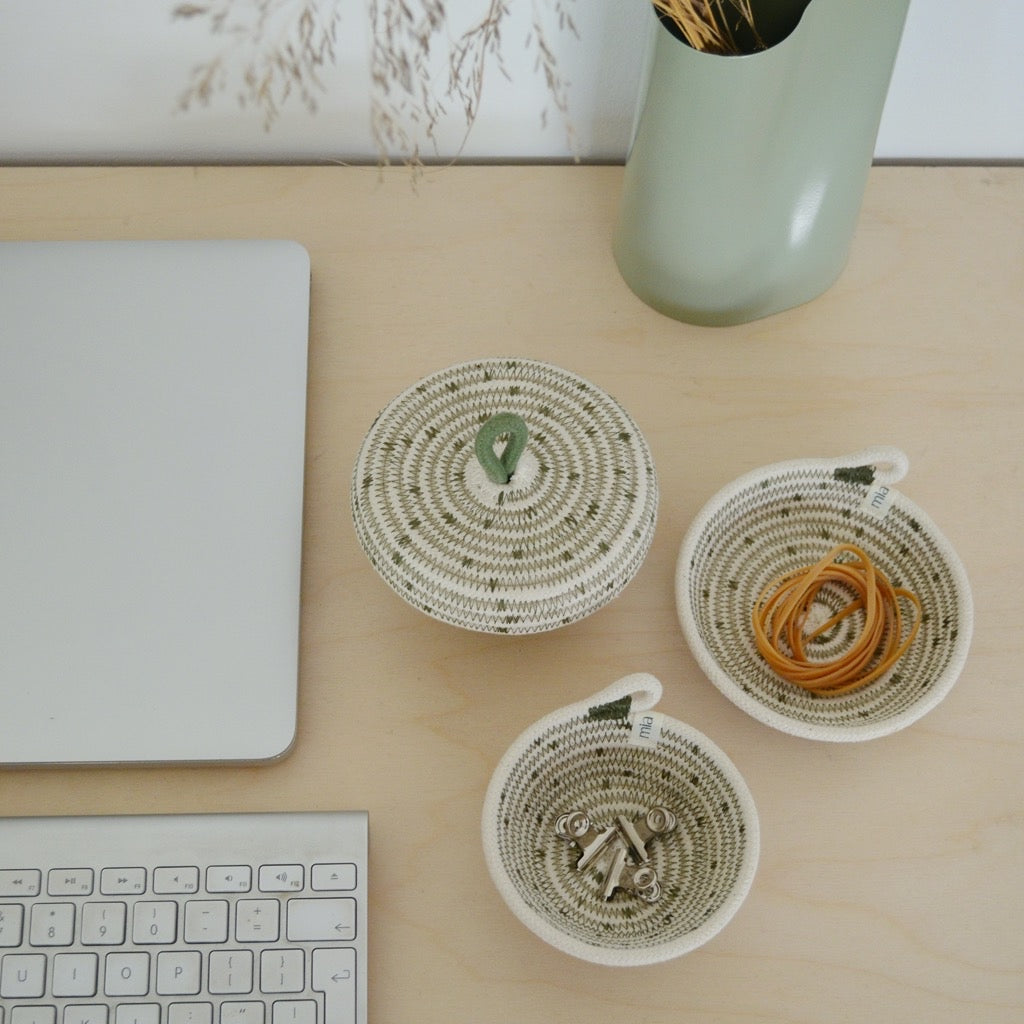 Round cotton rope basket