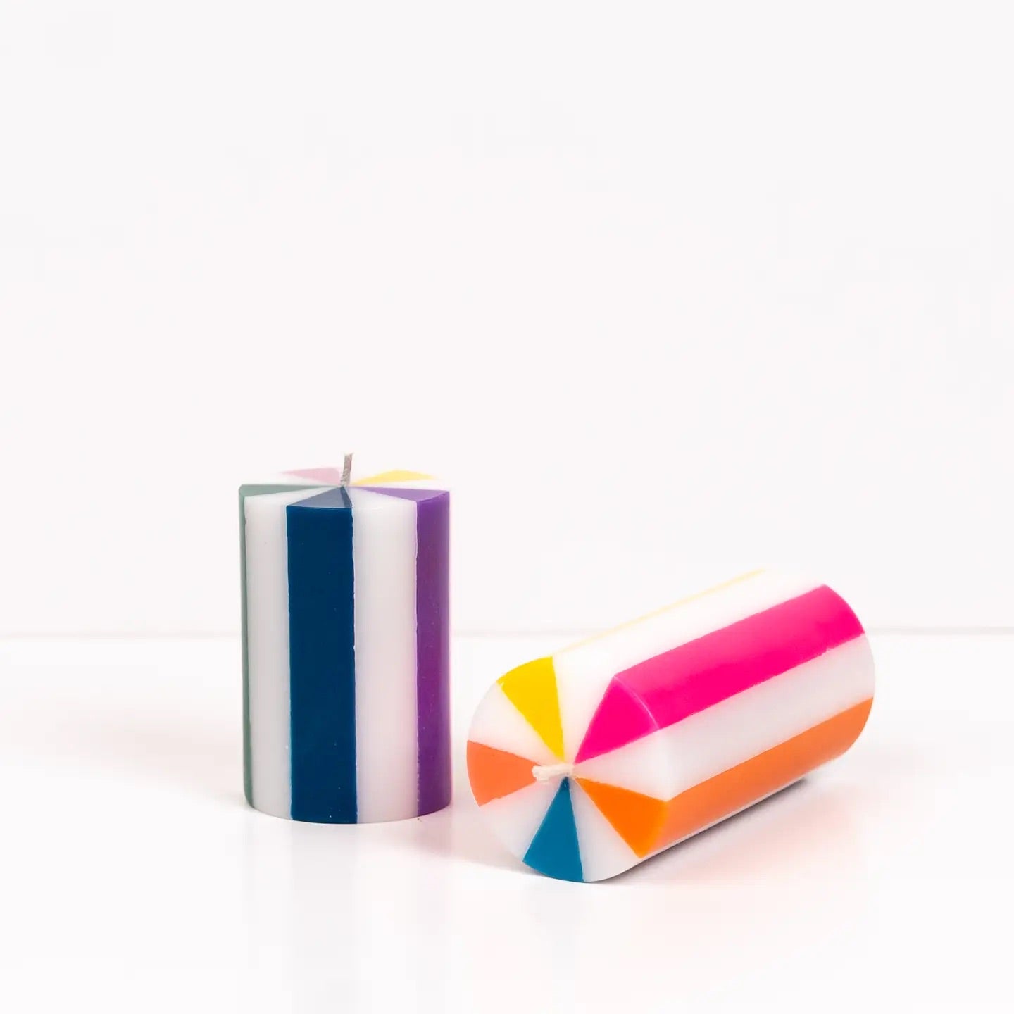 Bougie Pilier Rayée (S)