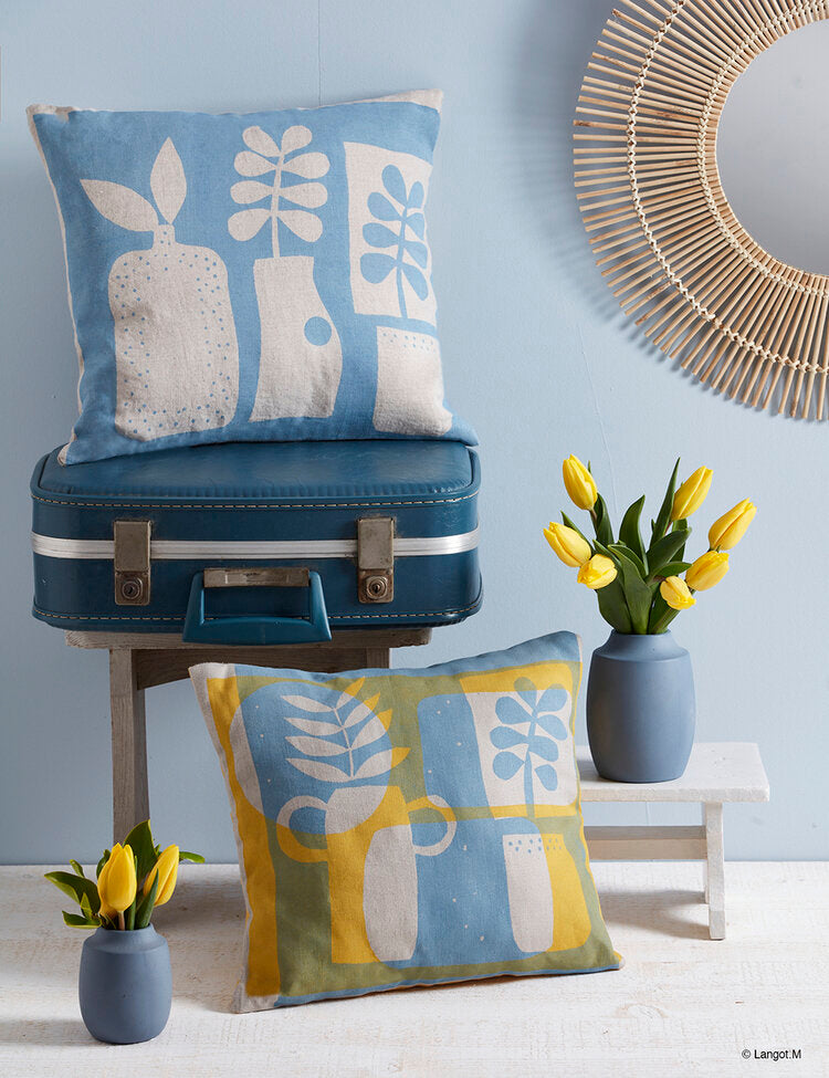 Screen-printed cushions (square)
