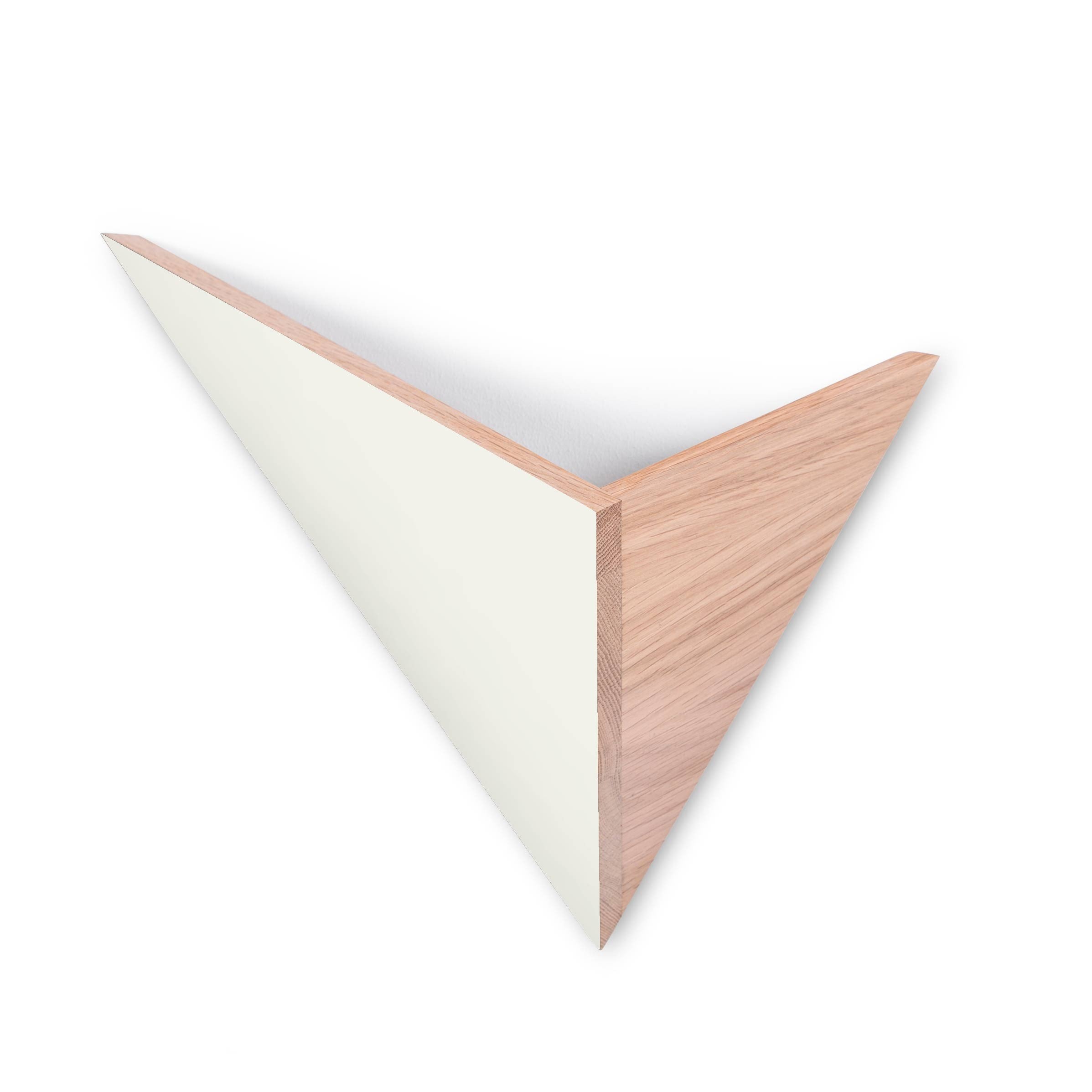 Arrow wall lamp