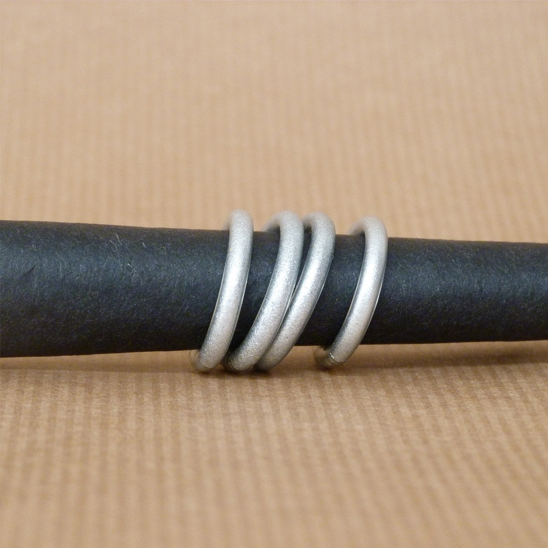 Gold / silver / copper Buddhist ring
