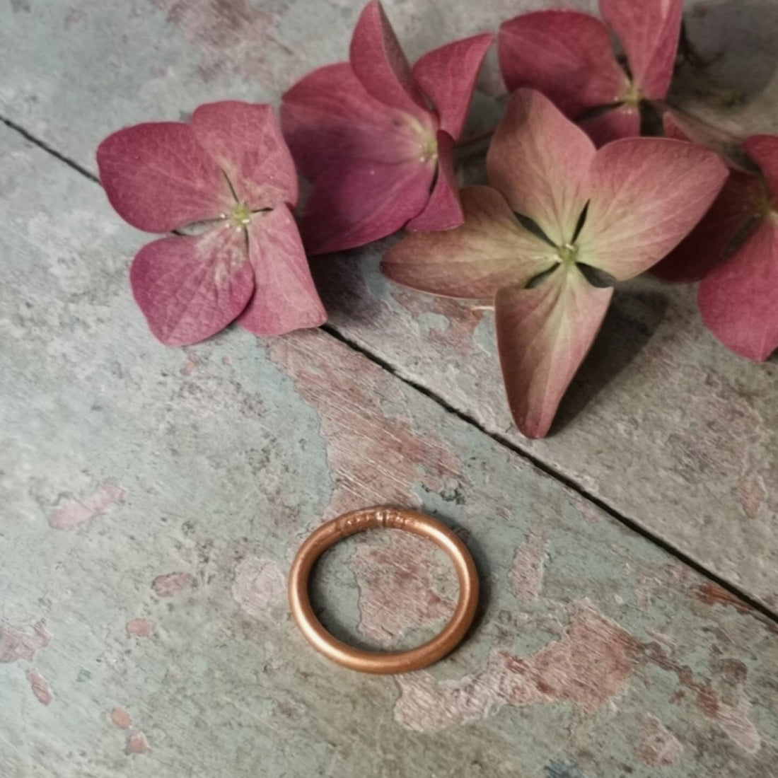 Gold / silver / copper Buddhist ring