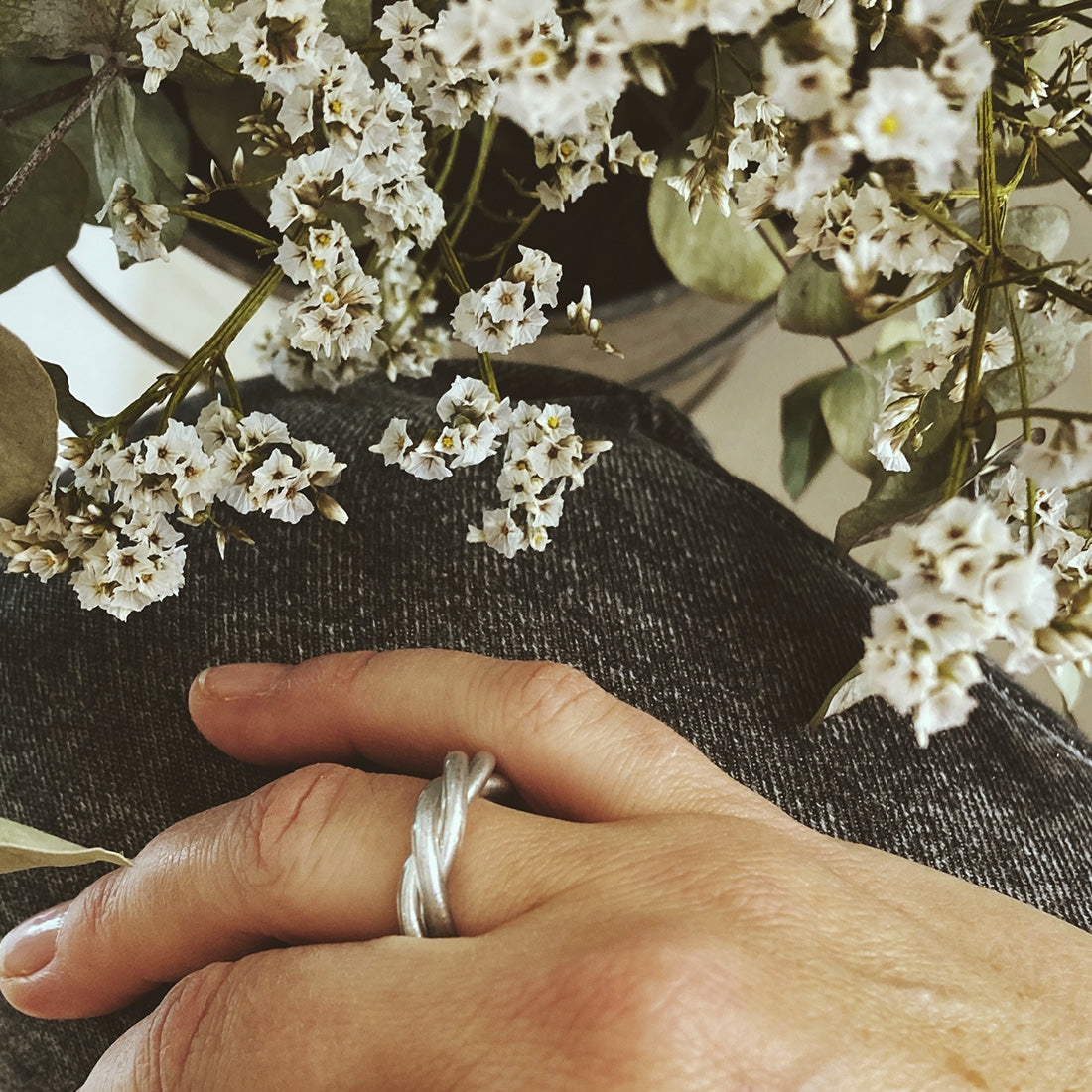 Twisted Golden Buddhist Ring