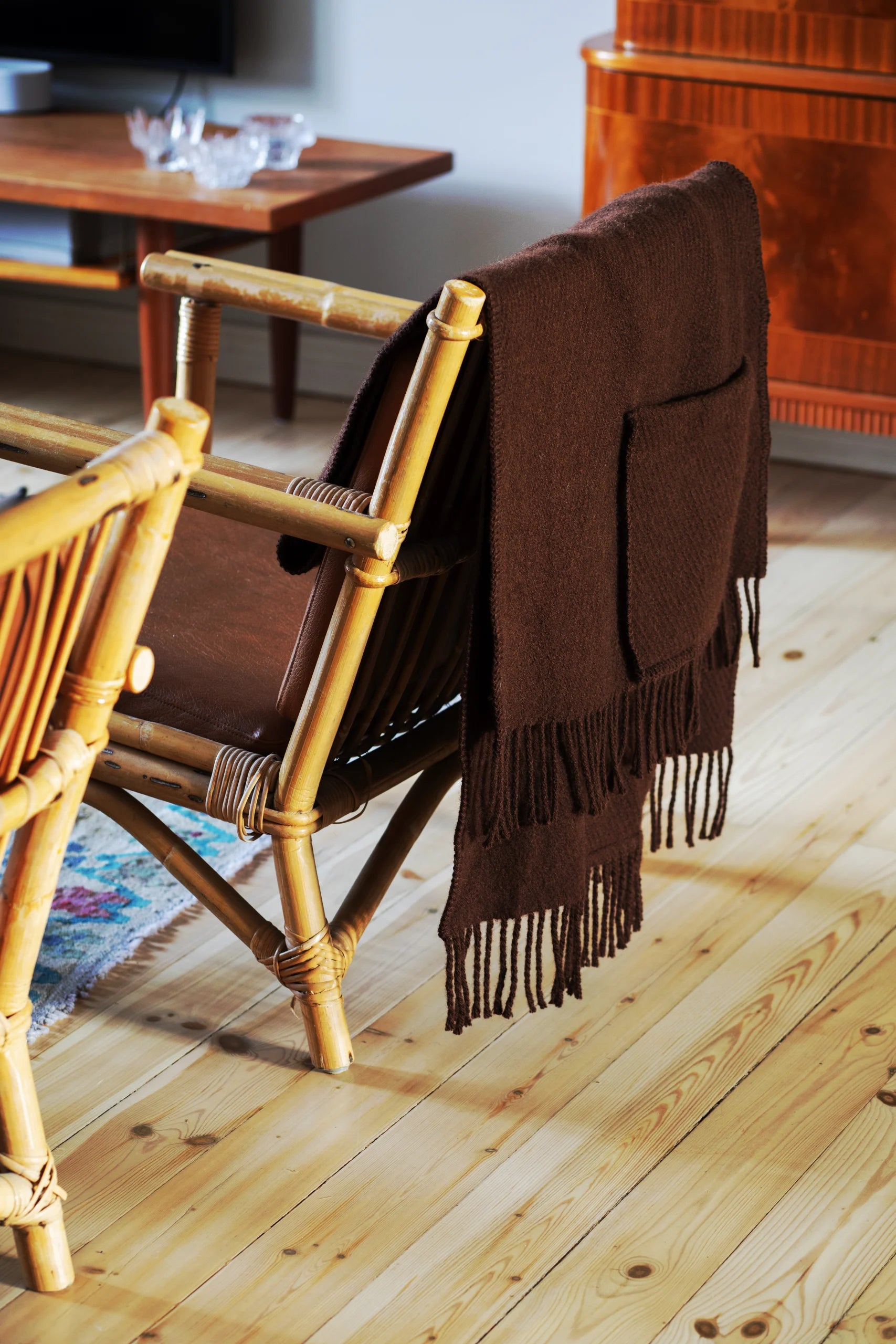 Châle avec poches UNI