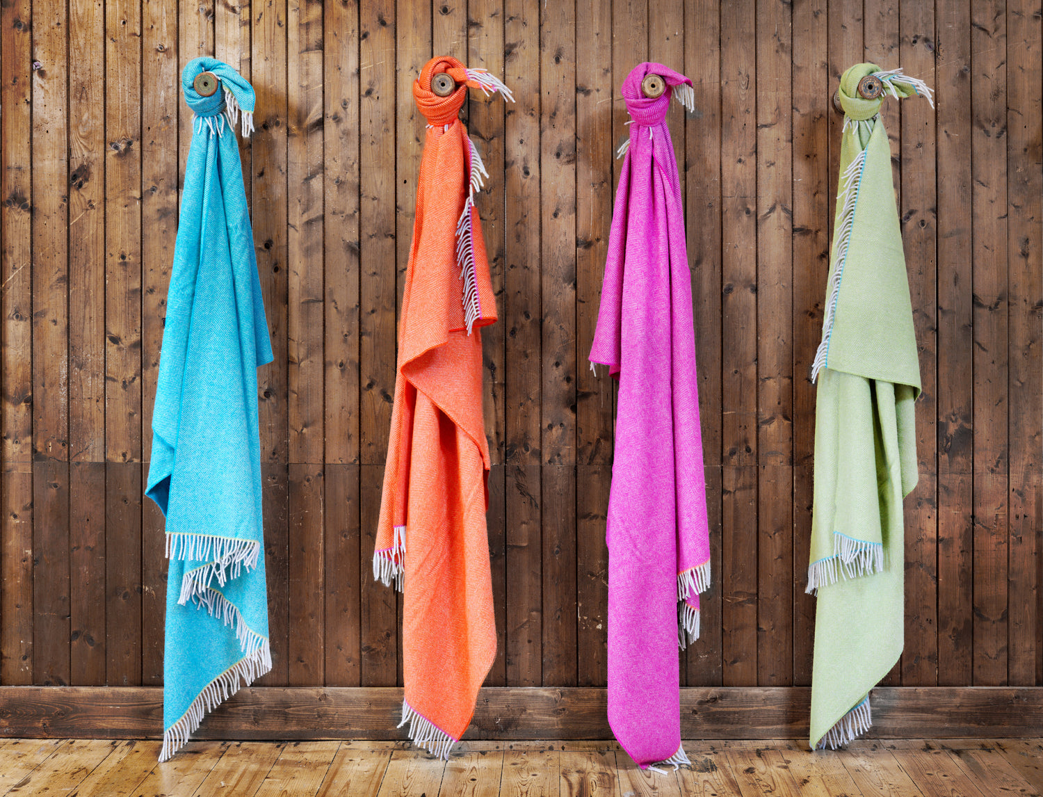  Collection turquoise throw