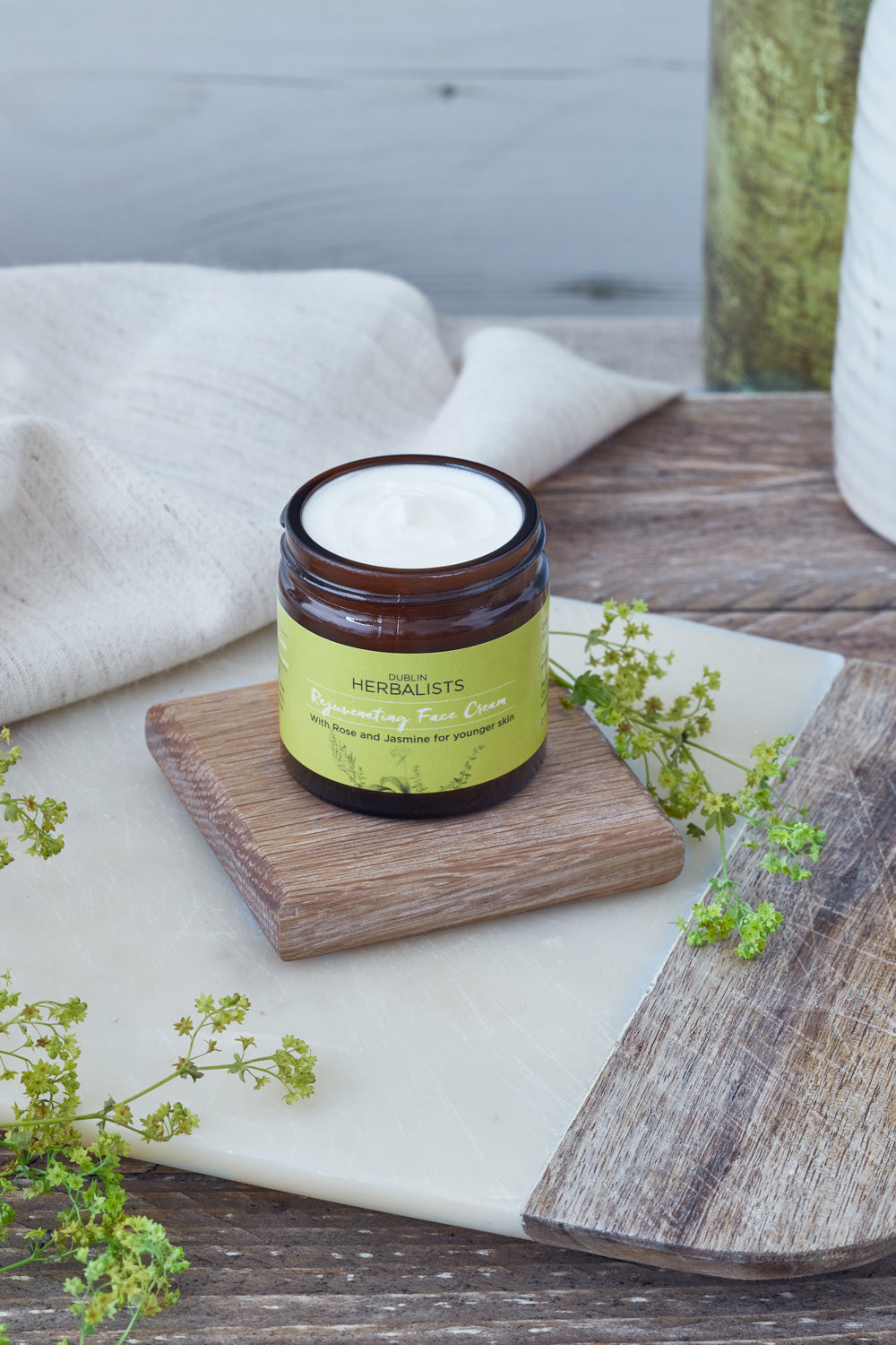 Rejuvenating face cream