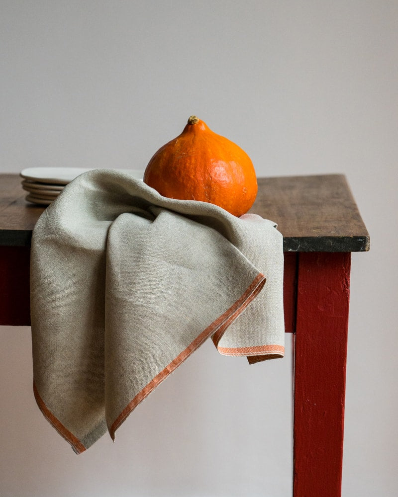 Linen towel Selvedge