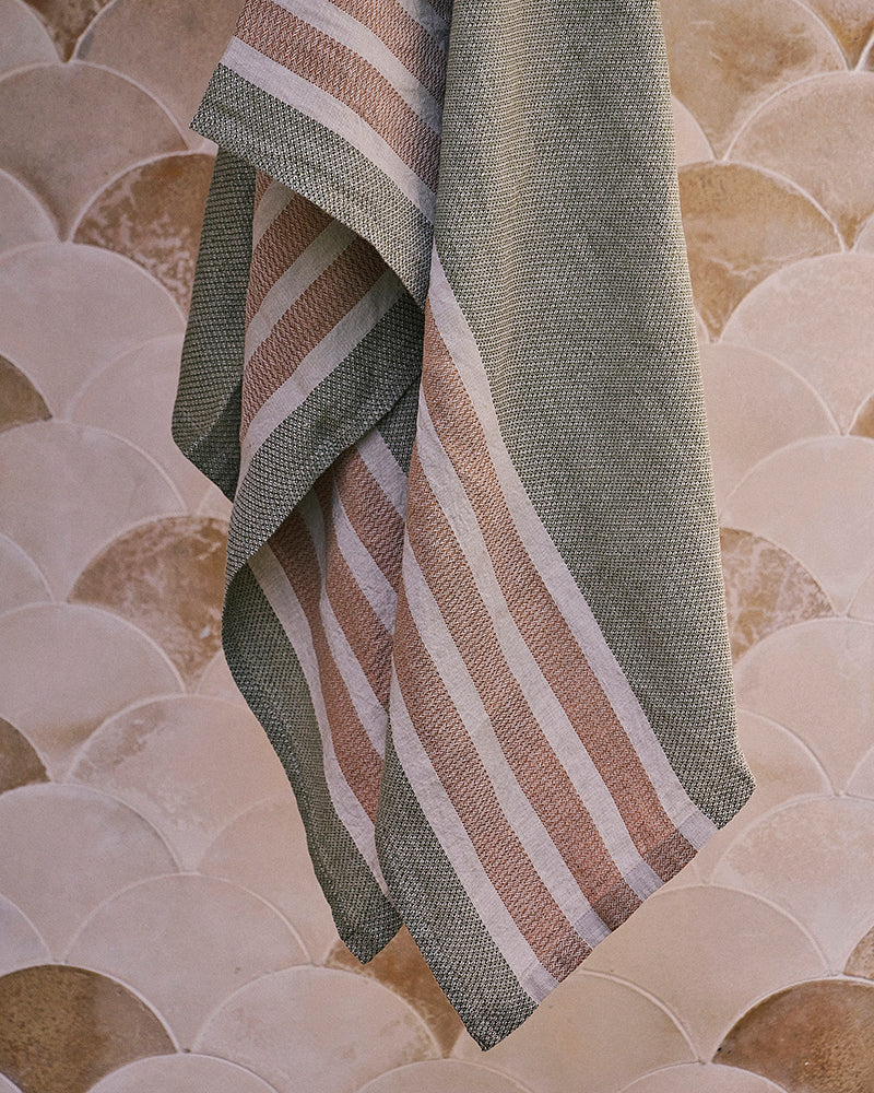 Folly bath towel