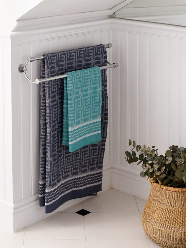 Tawulo bath towel