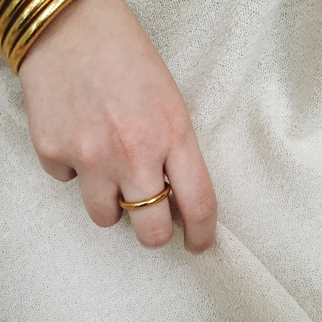 Gold / silver / copper Buddhist ring